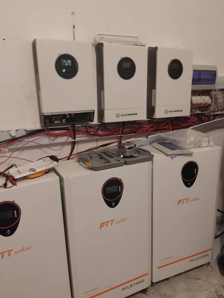 Image of battery and inverter setup